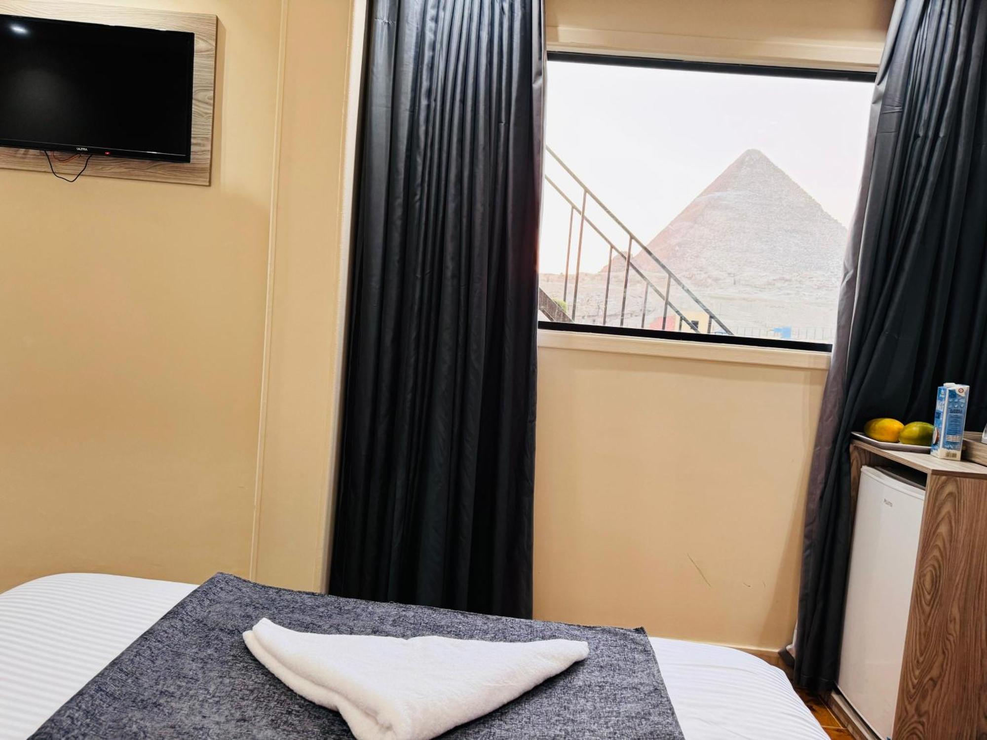 New Scarab Pyramids View Otel Kafret el-Gabal Dış mekan fotoğraf